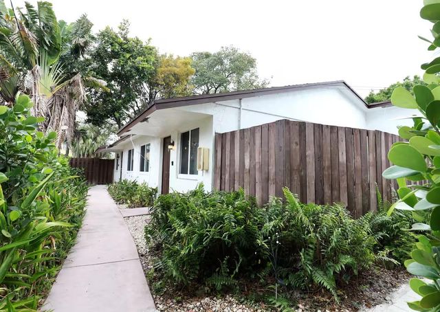 2008 SE 4th Avenue 1-3, Fort Lauderdale, FL 33316