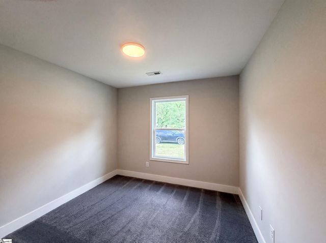 180 Old Airport Road, Chesnee, SC 29323