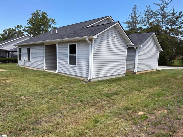 180 Old Airport Road, Chesnee, SC 29323