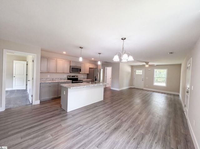 180 Old Airport Road, Chesnee, SC 29323