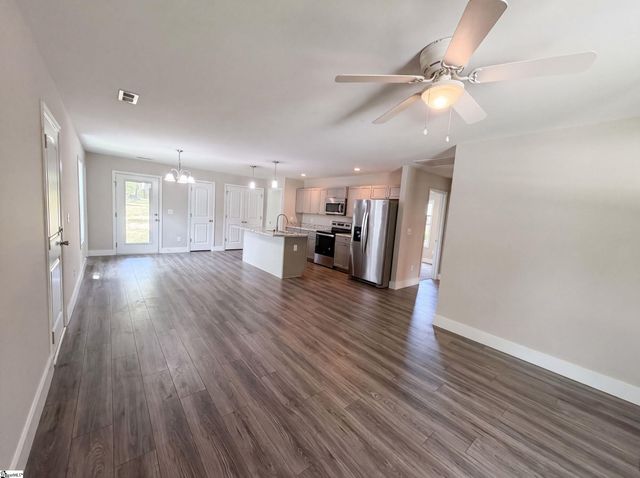180 Old Airport Road, Chesnee, SC 29323