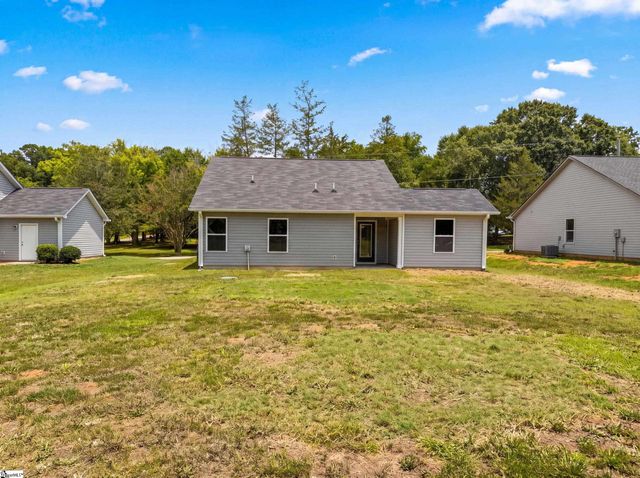 180 Old Airport Road, Chesnee, SC 29323