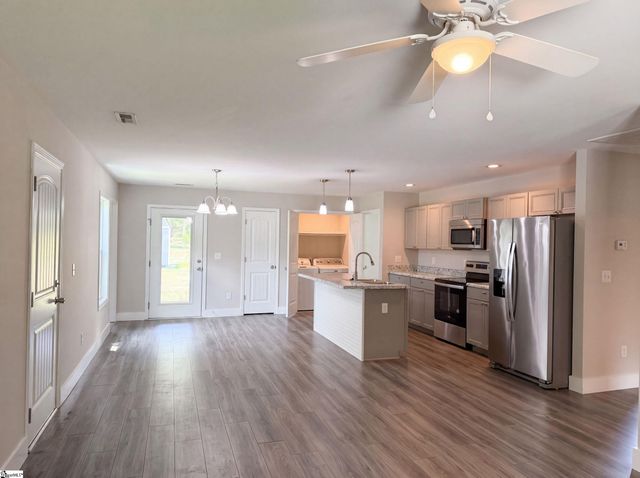 180 Old Airport Road, Chesnee, SC 29323