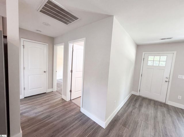 180 Old Airport Road, Chesnee, SC 29323