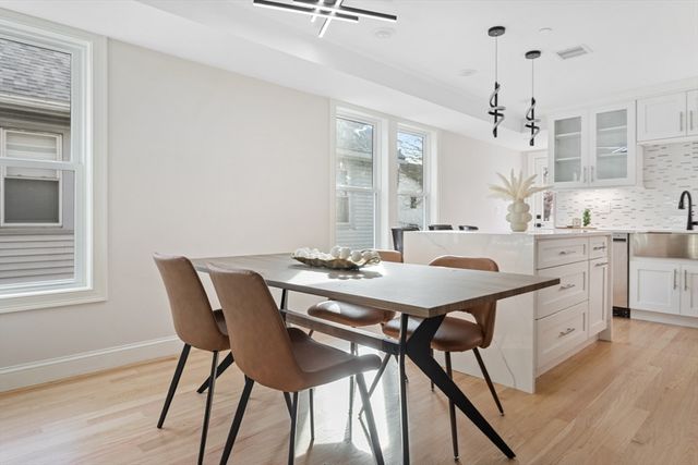 157 Boston Ave 2, Somerville, MA 02144