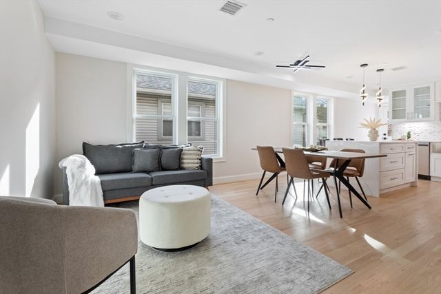 157 Boston Ave 2, Somerville, MA 02144