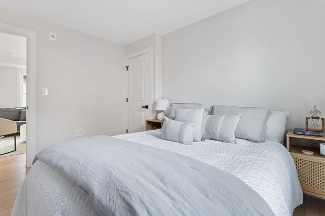 157 Boston Ave 2, Somerville, MA 02144