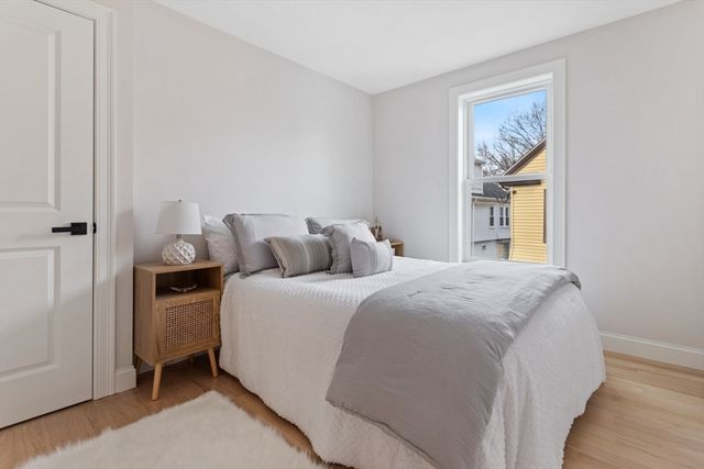 157 Boston Ave 2, Somerville, MA 02144