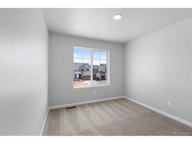 16953 Ballinger Cir, Mead, CO 80542