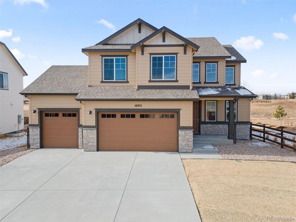 16953 Ballinger Cir, Mead, CO 80542