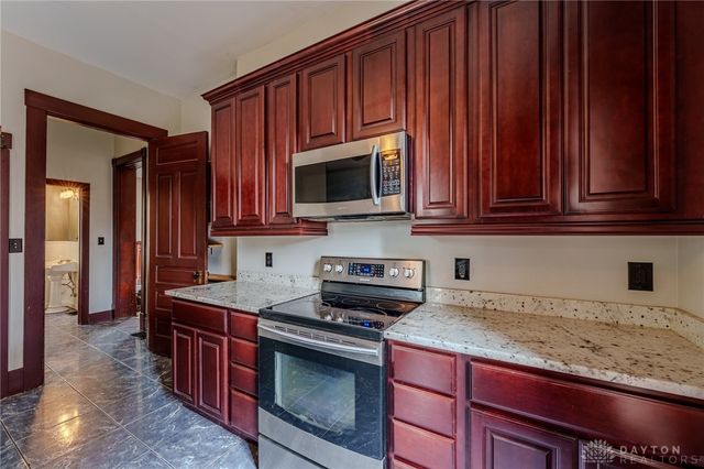 308 Yankee Road, Middletown, OH 45044