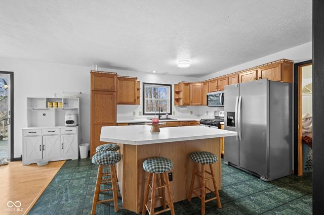 7373 Locust Lake Road, Spencer, IN 47460