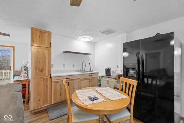 7373 Locust Lake Road, Spencer, IN 47460