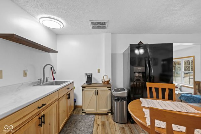 7373 Locust Lake Road, Spencer, IN 47460