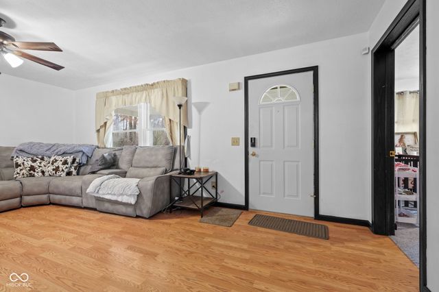 7373 Locust Lake Road, Spencer, IN 47460