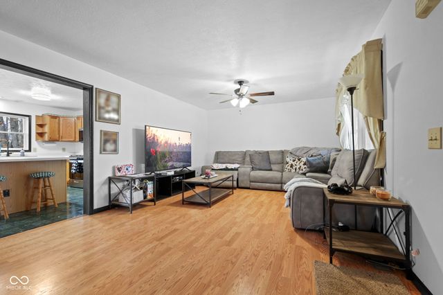 7373 Locust Lake Road, Spencer, IN 47460