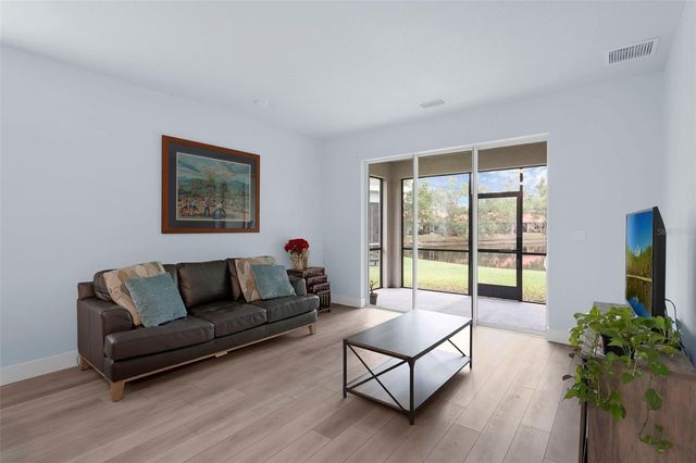 146 51ST STREET CIRCLE E, Palmetto, FL 34221