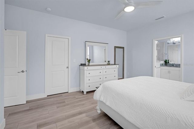 146 51ST STREET CIRCLE E, Palmetto, FL 34221