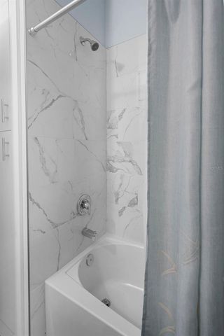 146 51ST STREET CIRCLE E, Palmetto, FL 34221