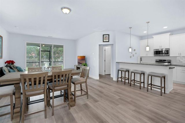 146 51ST STREET CIRCLE E, Palmetto, FL 34221