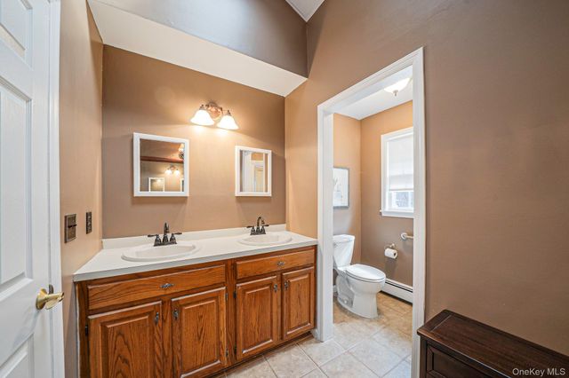 41 Northumberland Drive, Shoreham, NY 11786