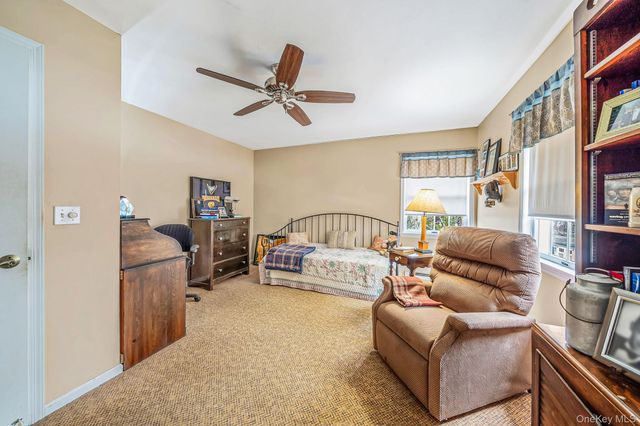 41 Northumberland Drive, Shoreham, NY 11786