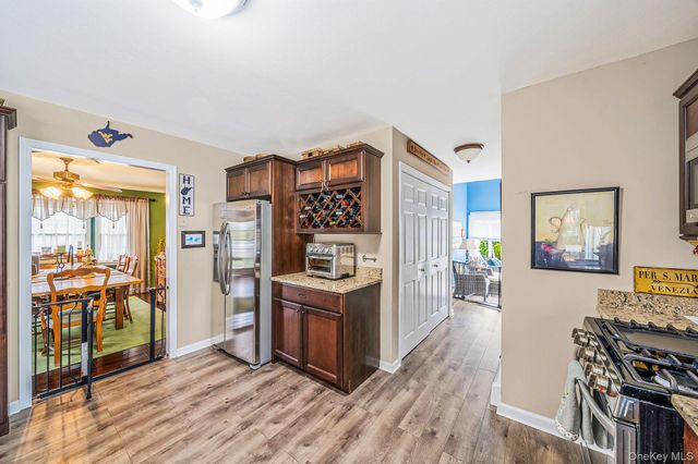 41 Northumberland Drive, Shoreham, NY 11786