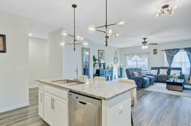 142 Clydesdale Circle, Summerville, SC 29486