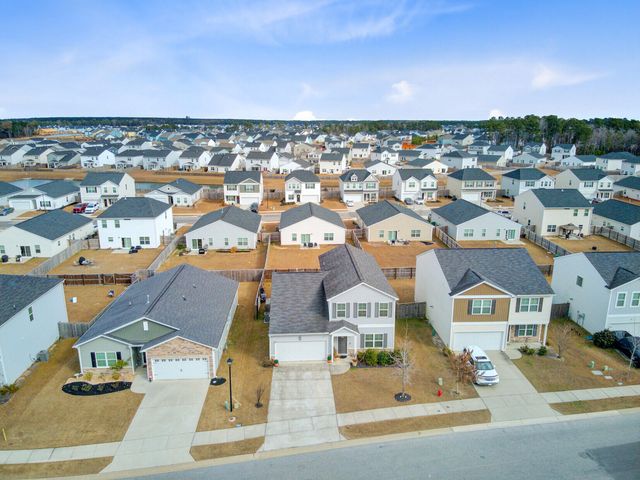 142 Clydesdale Circle, Summerville, SC 29486