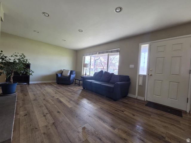 109 E 6740 S, Midvale, UT 84047