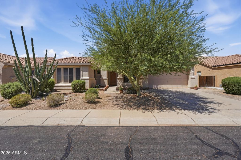4010 E HAMBLIN Drive, Phoenix, AZ 85050 — photo 2