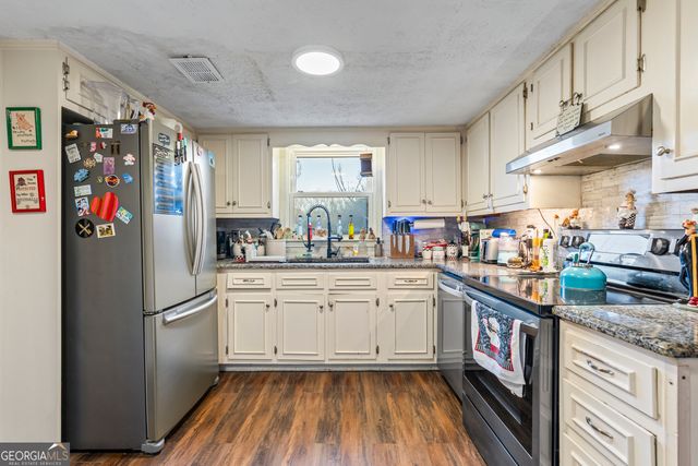 2665 Club Forest Drive, Conyers, GA 30013