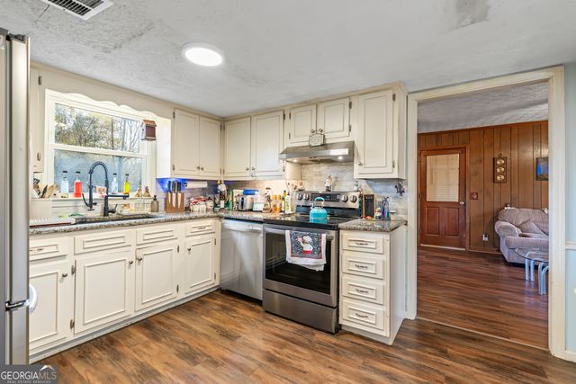 2665 Club Forest Drive, Conyers, GA 30013