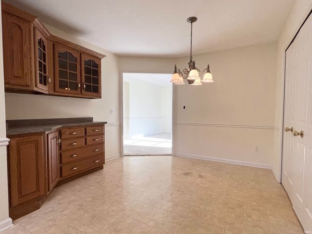 2516 Loganberry Cove, Fort Wayne, IN 46818
