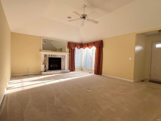 2516 Loganberry Cove, Fort Wayne, IN 46818