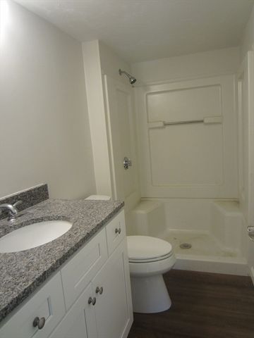 36 Longboat Rd, Wareham, MA 02576