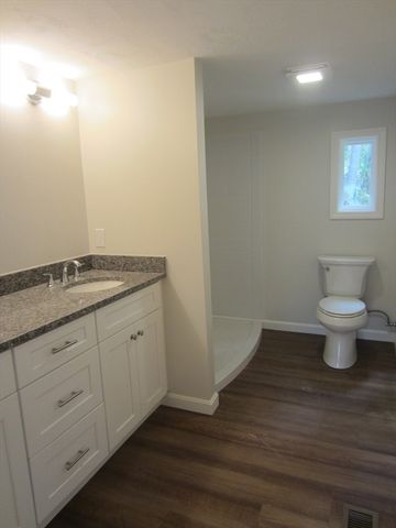 36 Longboat Rd, Wareham, MA 02576