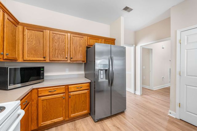 215 Wrennewood Ln, Franklin, TN 37064