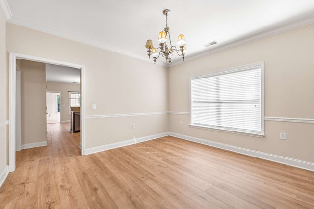 215 Wrennewood Ln, Franklin, TN 37064