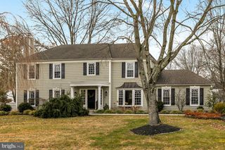 13 EDITH DR, Lawrenceville, NJ 08648