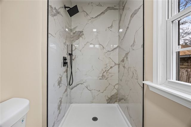 320 Rosewood Terrace, Rochester, NY 14609