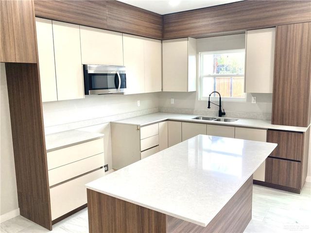 2217 Corales Street, Mission, TX 78573