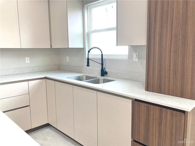 2217 Corales Street, Mission, TX 78573