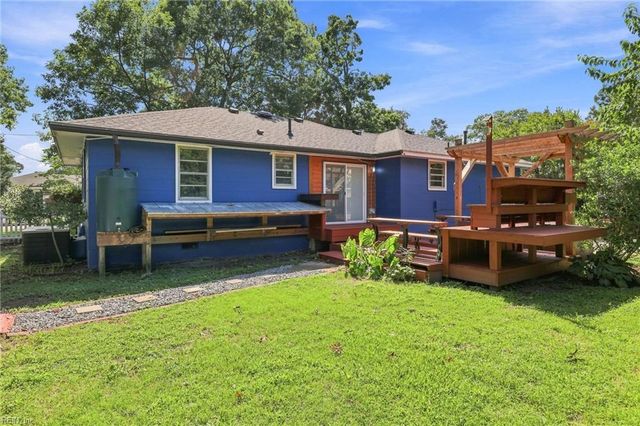 1208 Pineview AVE, Norfolk, VA 23503