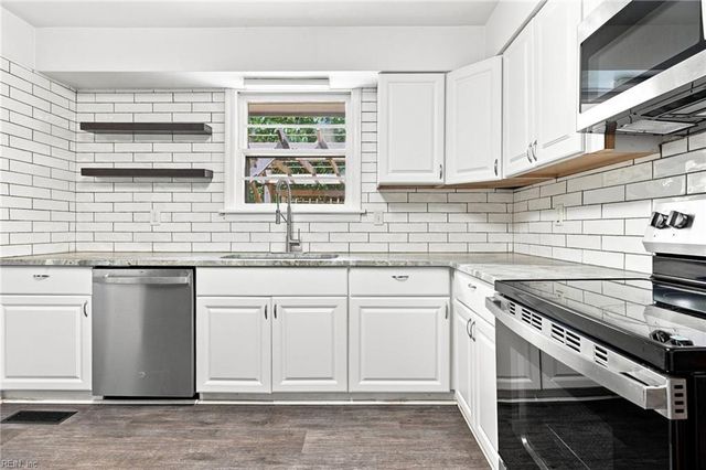 1208 Pineview AVE, Norfolk, VA 23503