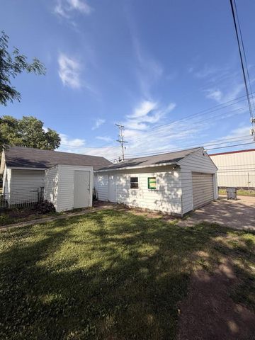 1633 Avon STREET, La Crosse, WI 54603