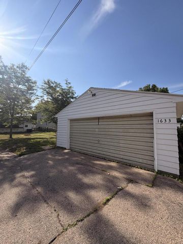 1633 Avon STREET, La Crosse, WI 54603