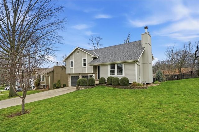 10230 NW 57th Street, Kansas City, MO 64152