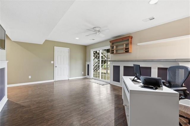 10230 NW 57th Street, Kansas City, MO 64152