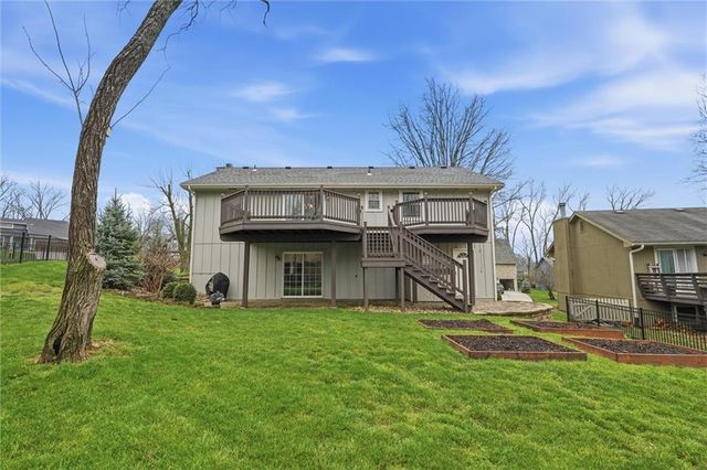 10230 NW 57th Street, Kansas City, MO 64152